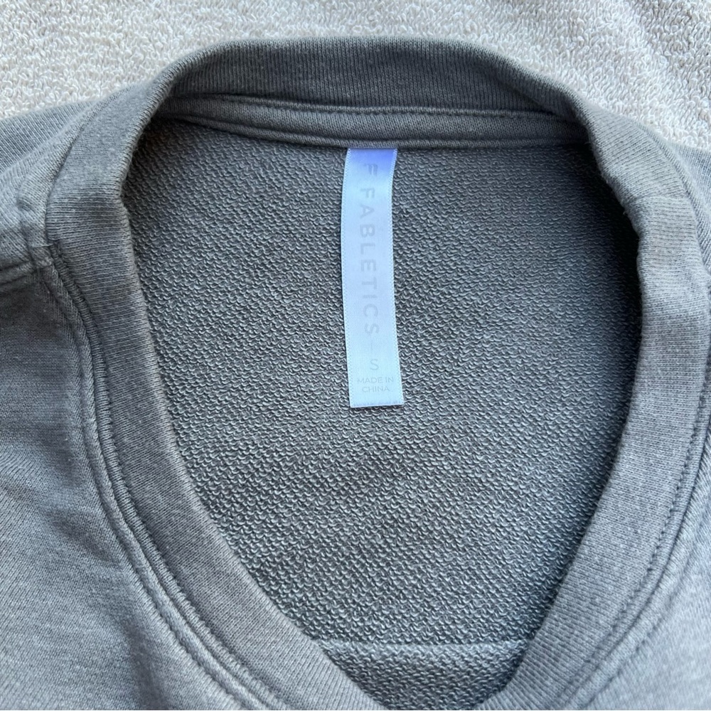 Fabletics Loose Fit Cropped Sweatshirt in Gray size Small - Picture 6 of 14